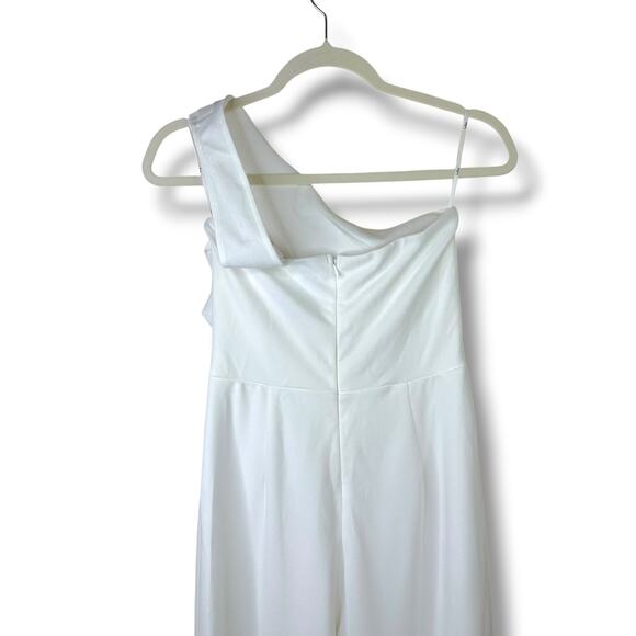 Lulus NWOT Devoted To Fun Ivory White One-Shoulder Sleeveless Jumpsuit Medium - Picture 9 of 10